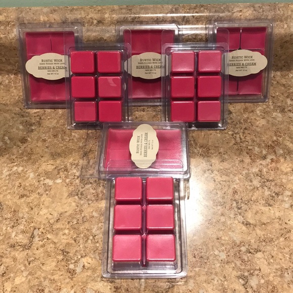 Berries & Cream Scented Wax Melts - Picture 2 of 2